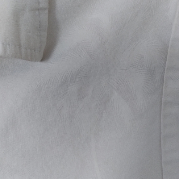 Authentic Hawaiian graphic boys button up shirt - Picture 5 of 8